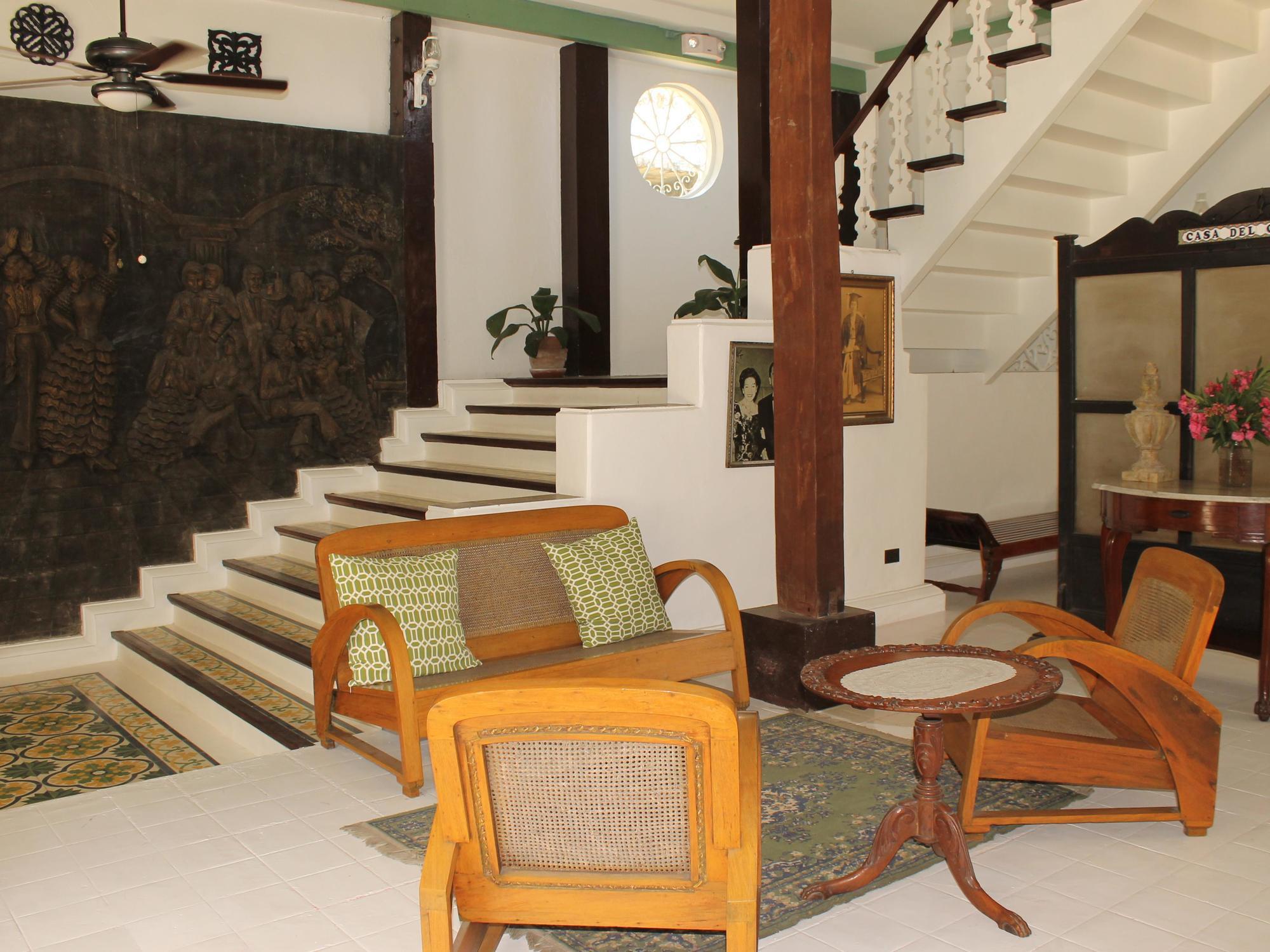 ปาราโดเรส เดล กาสติโย Bed & Breakfast Taal ภายนอก รูปภาพ