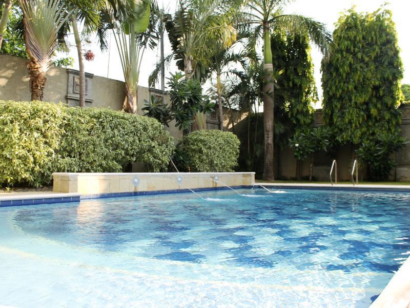 ปาราโดเรส เดล กาสติโย Bed & Breakfast Taal ภายนอก รูปภาพ